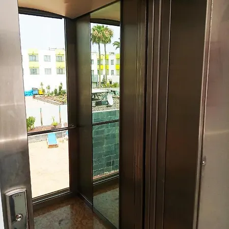 On The Διαμέρισμα